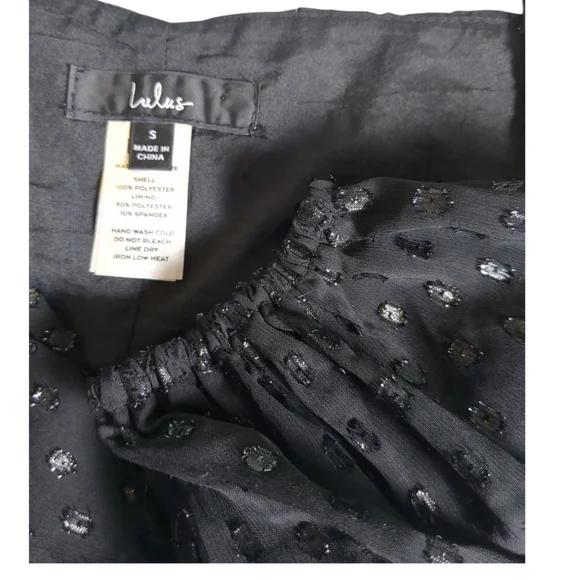 Lulu's Totally Charmed Black Ruched Clip Dot Balloon Sleeve Top Size Small - Picture 7 of 8